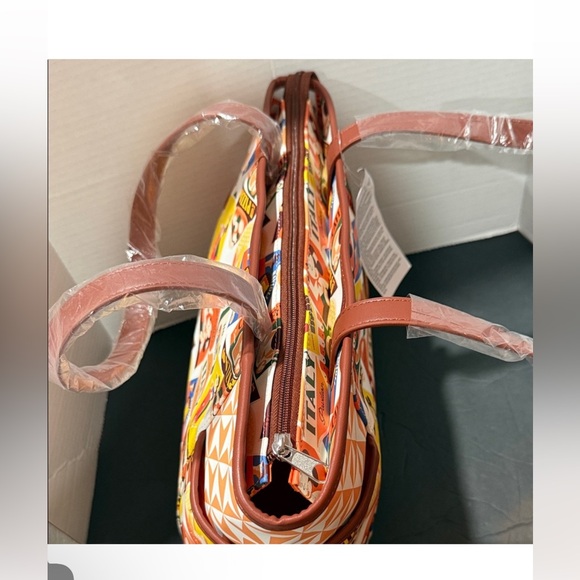 Disney Vibrant Epcot Italy Minnie Mouse Ears Headband and matching Bag - Picture 4 of 8